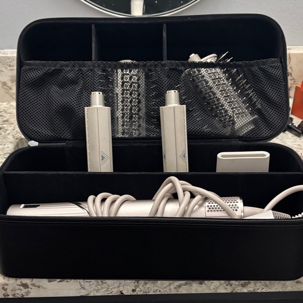 Shark flex styler mint condition